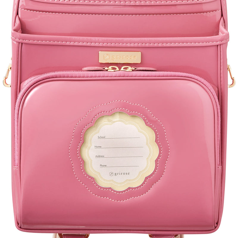 可愛らしいお花型の窓