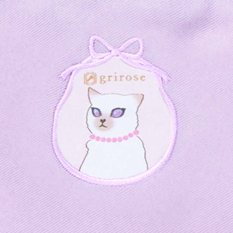 きゅっと上がったまつ毛がかわいい、猫の「ペルル」
