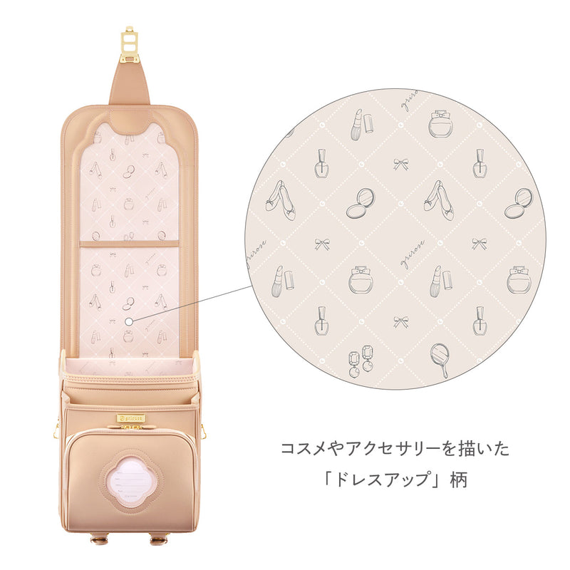 内装柄はシリーズごとに異なります