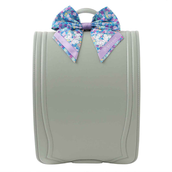 ランドセルに取り付けられるリボンのアクセサリー