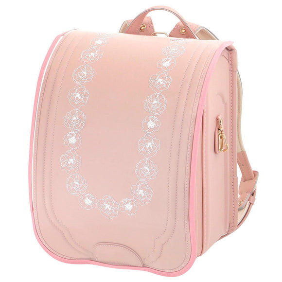 ランドセルを傷や汚れから守るカバー。<br>カプリスシマー メルティピーチ装着